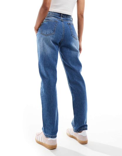 DTT Veron relaxed fit mom jeans in mid blue wash