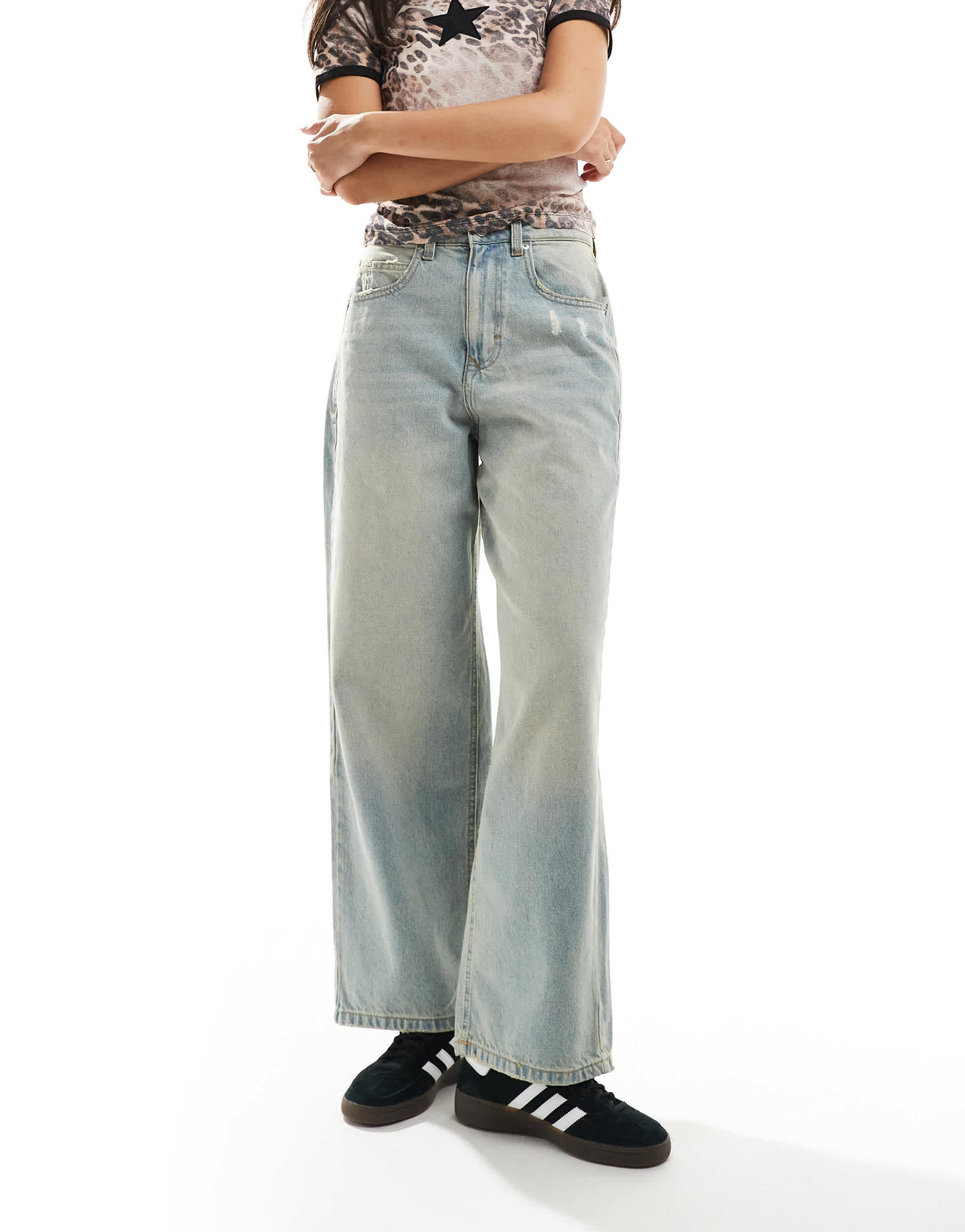 DTT baggy fit boyfriend jeans in light blue wash