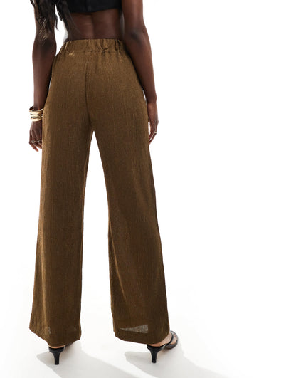 ONLY pull on textured straight leg trouser in brown