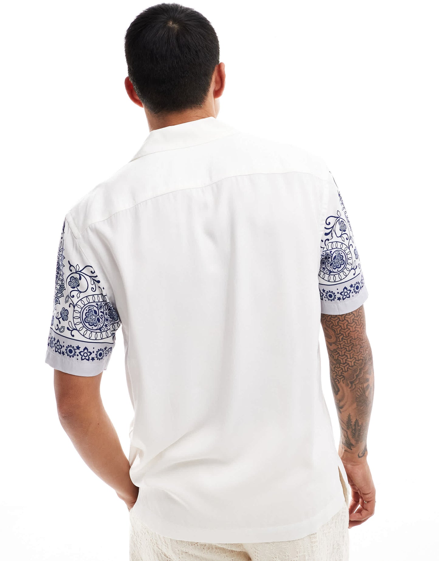Pretty Green placement paisley print short resort shirt in white