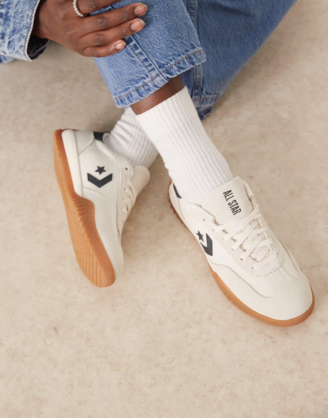 Converse Run Star trainers in off white