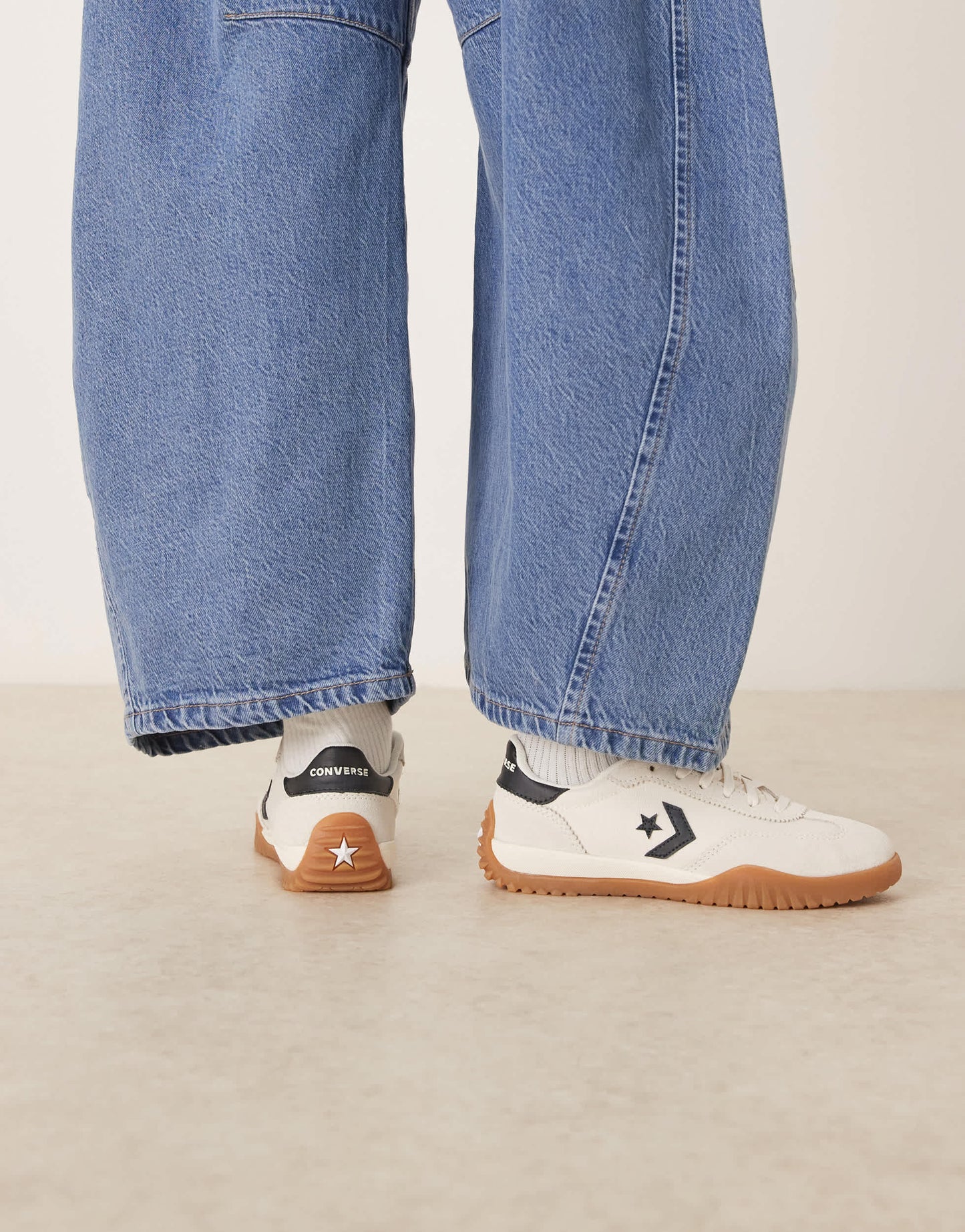 Converse Run Star trainers in off white