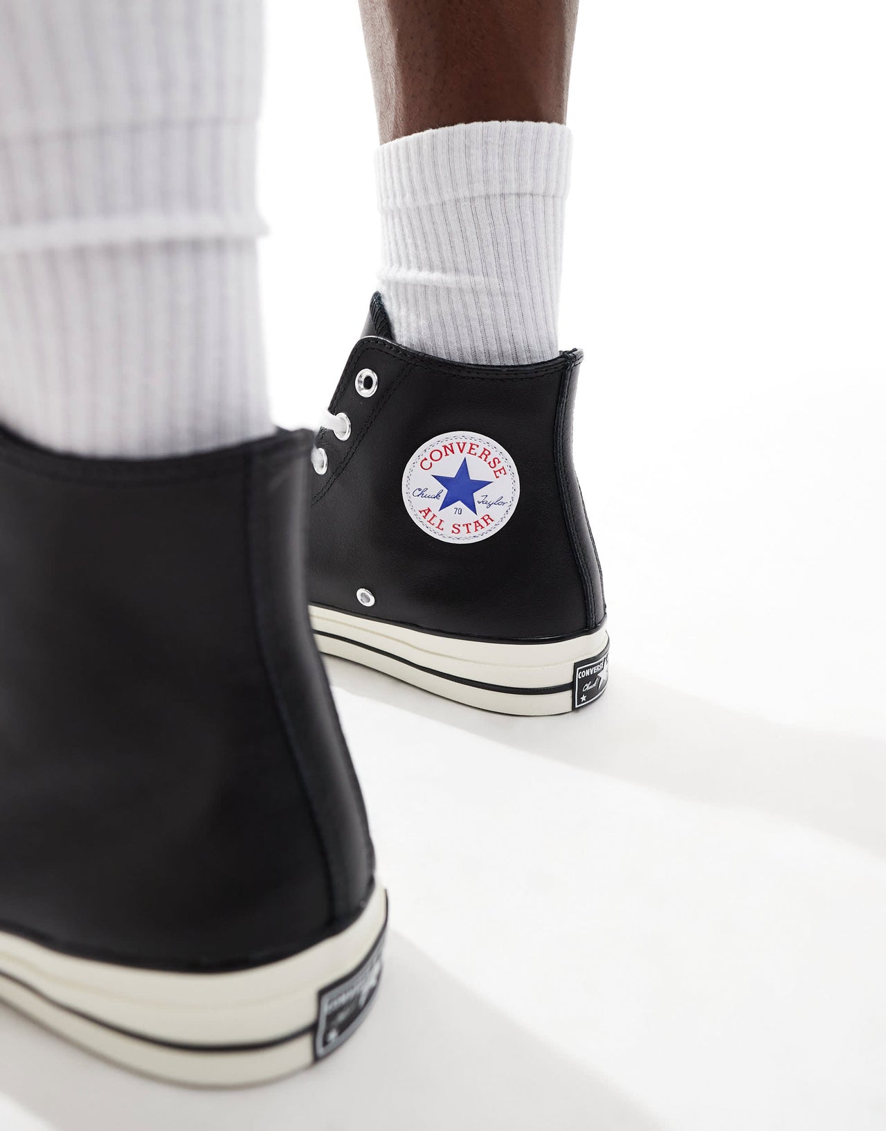 Converse Chuck 70 Hi trainers in leather look black