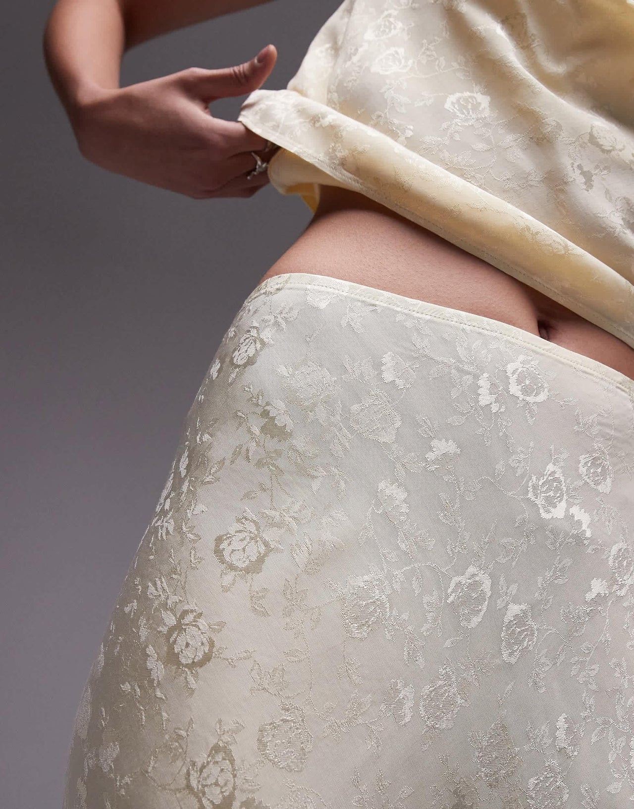 Topshop Co-ord Jacquard mid-rise bias maxi skirt in Lemon