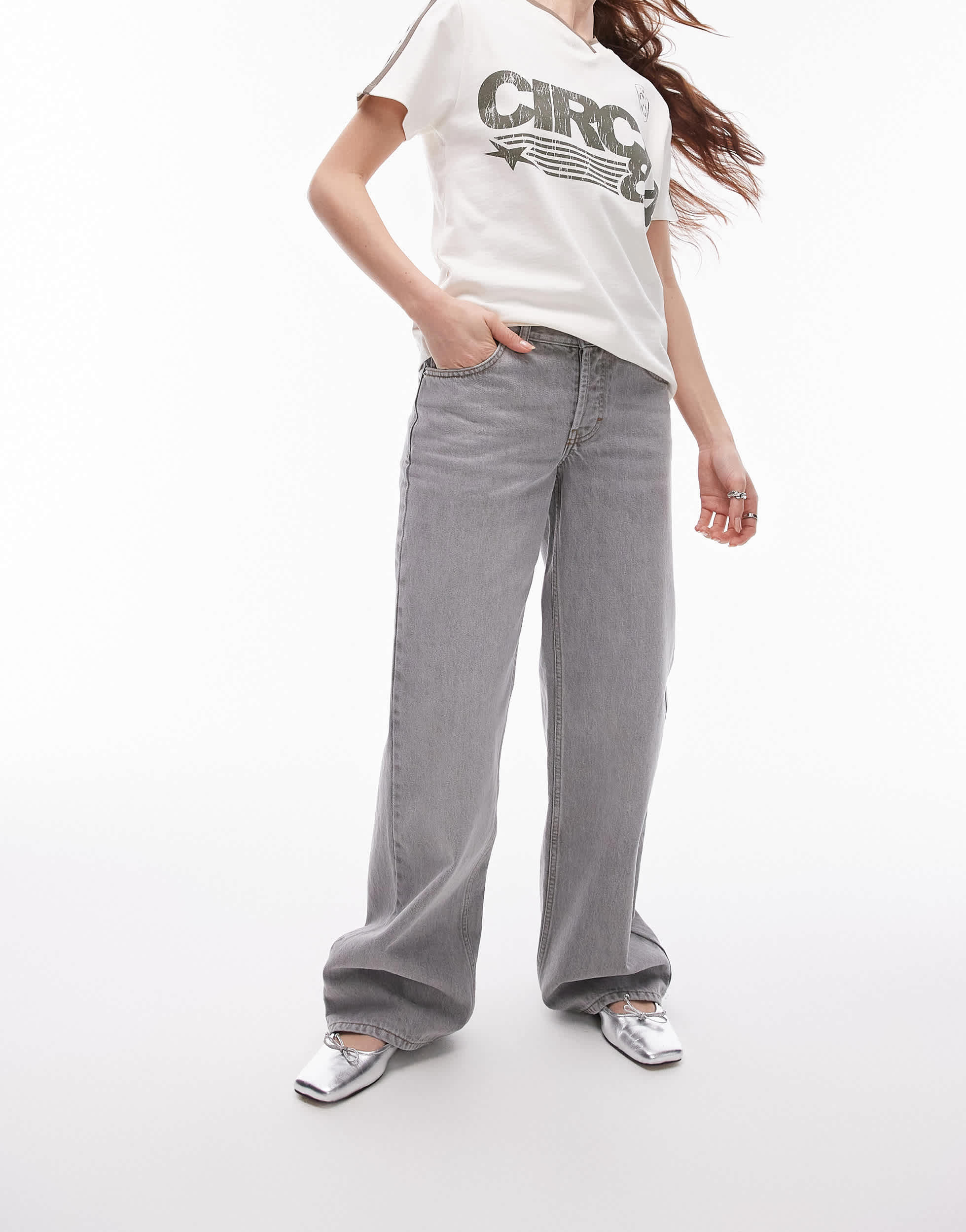 Topshp Ember low rise straight leg jean in pale grey