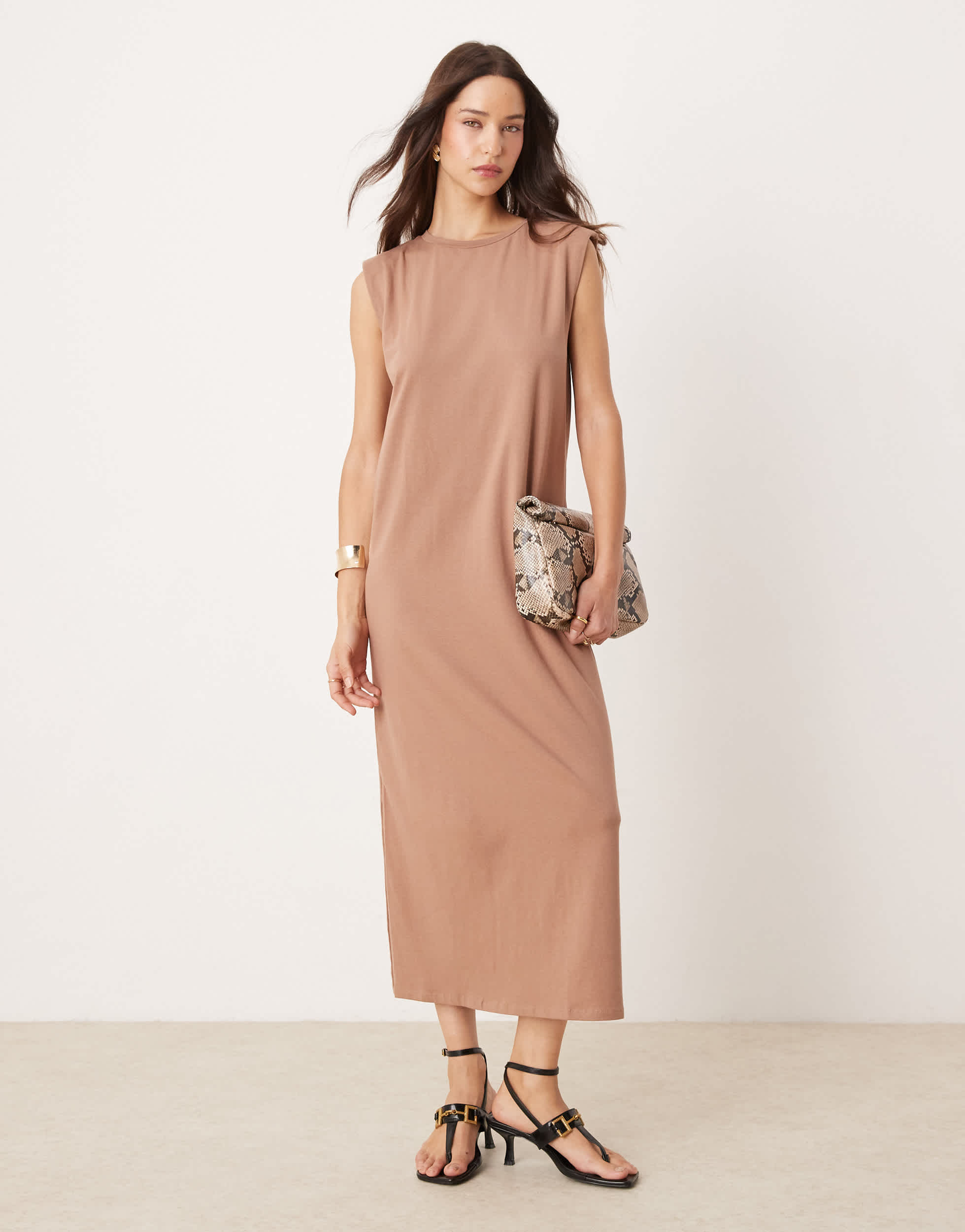 New Look midi dress with shoulder pads in mink