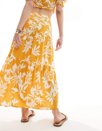 New Look co-ord pattern midi skirt in yellow