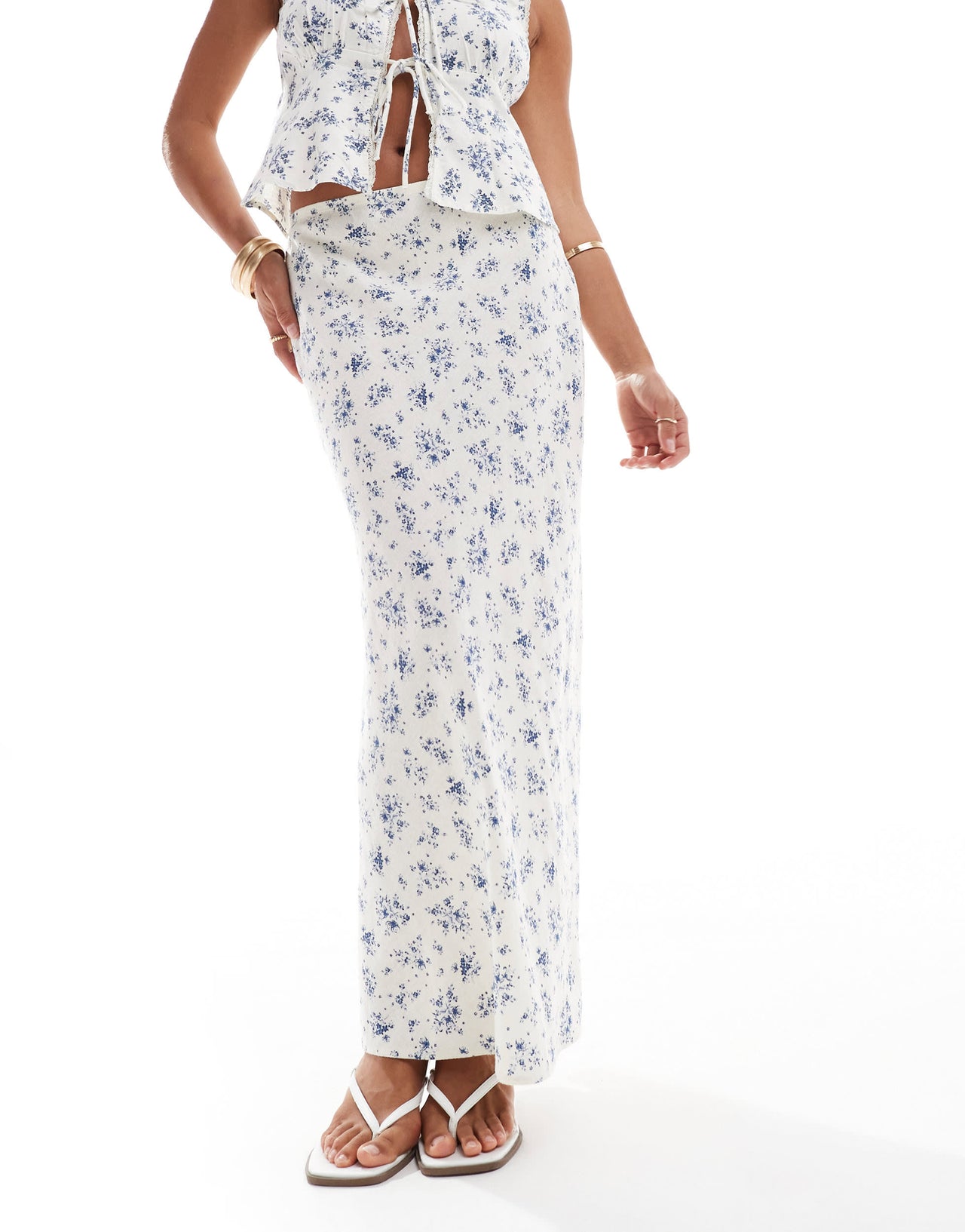 New Look co-ord linen blend ditsy floral skirt in cream