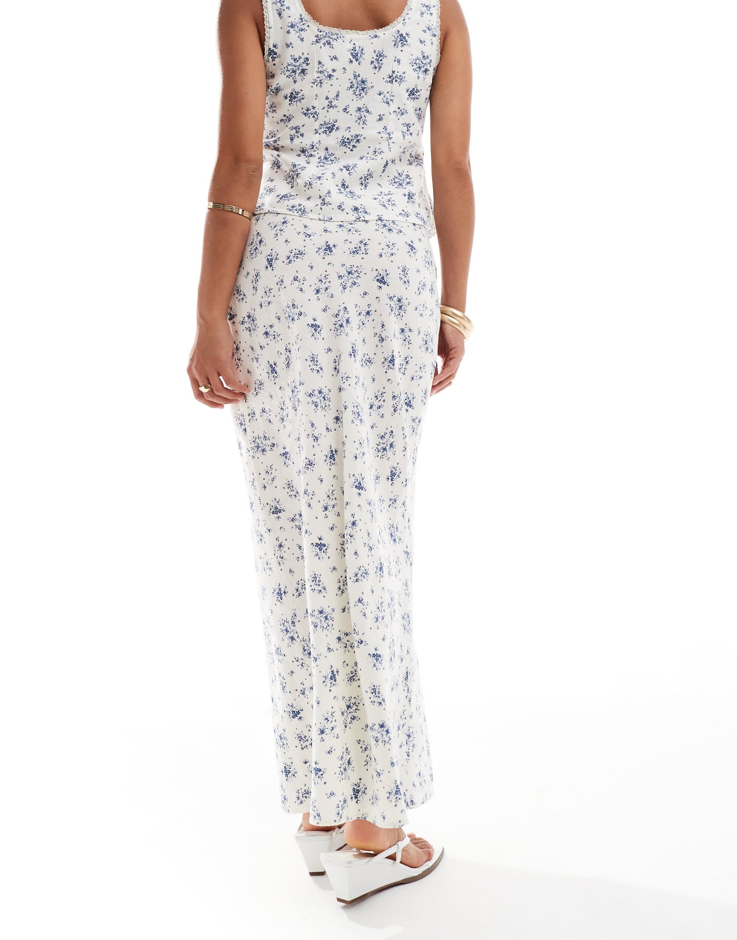 New Look co-ord linen blend ditsy floral skirt in cream