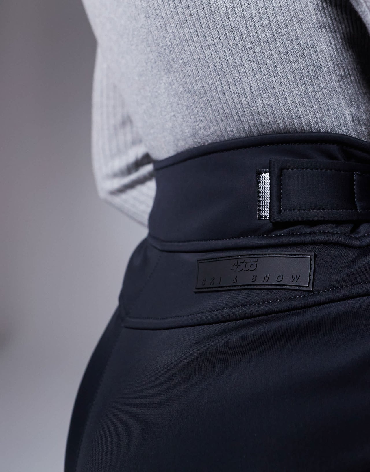 4505 Ski soft shell water repellent skinny ski pants in black
