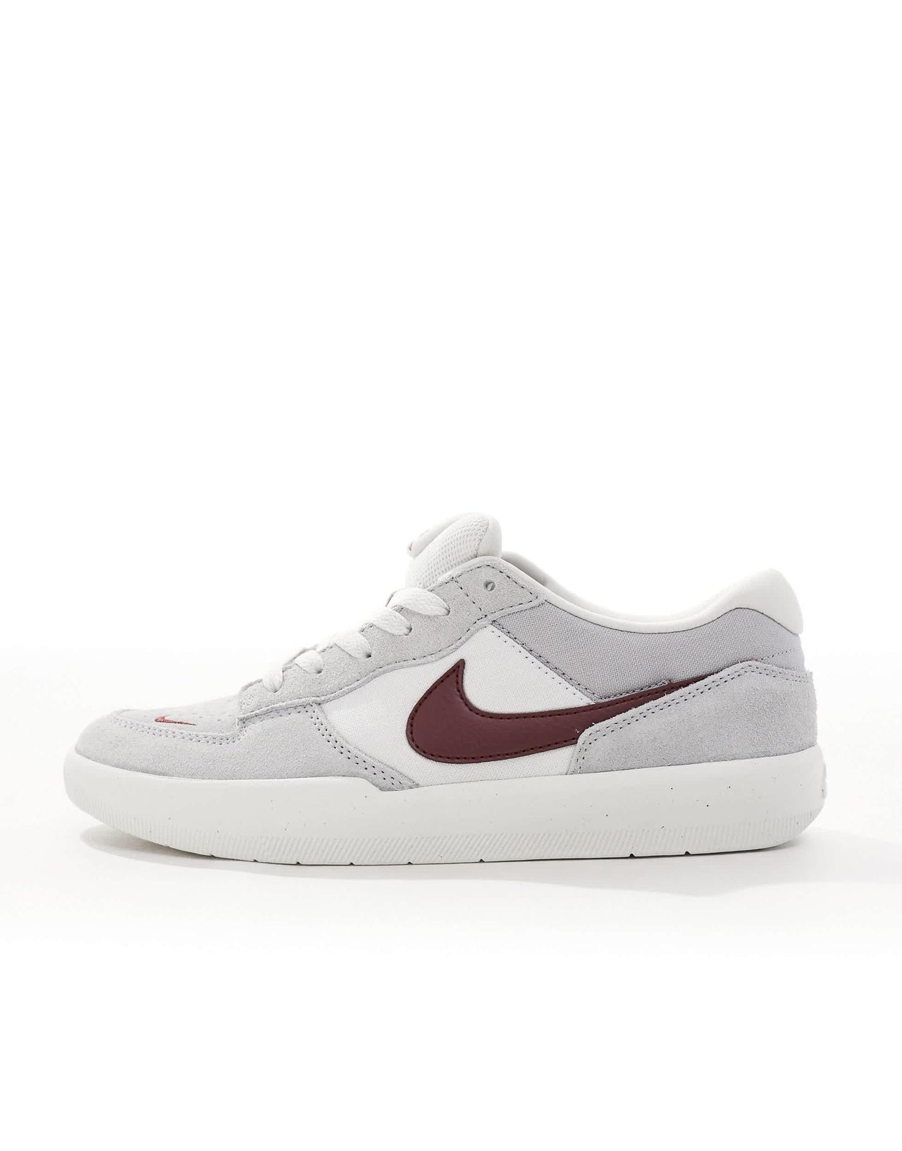 Nike SB Force 58 trainers in grey and red