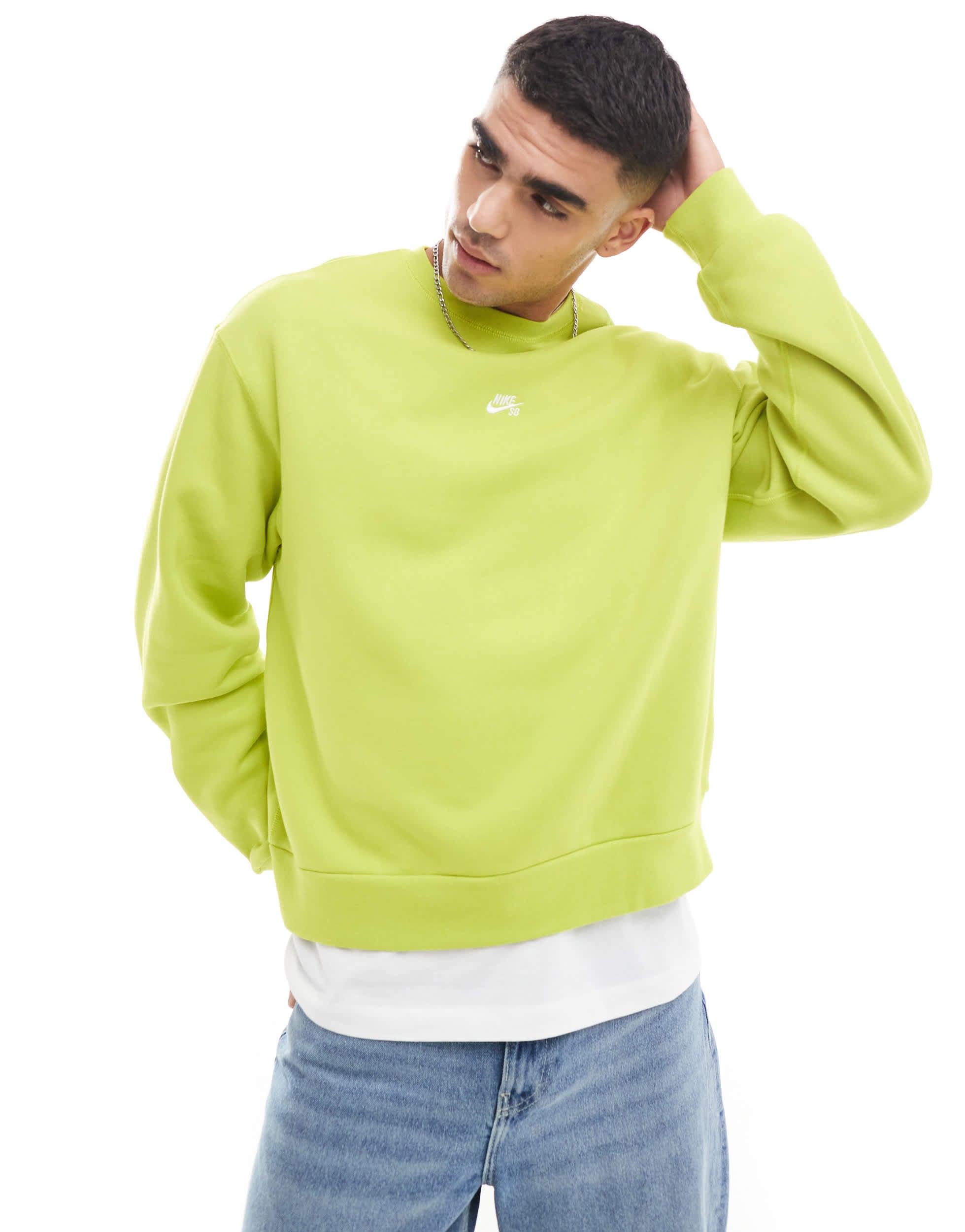 Nike SB essential logo crew neck sweatshirt in cactus green