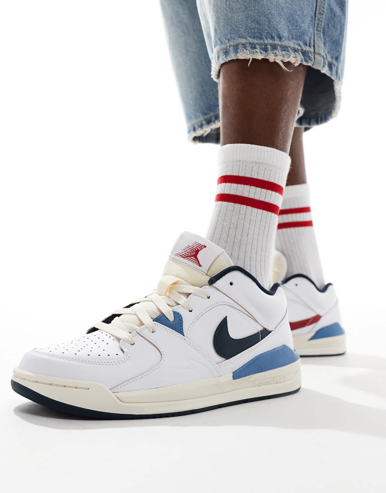 Jordan Stadium 90 trainers in white and red