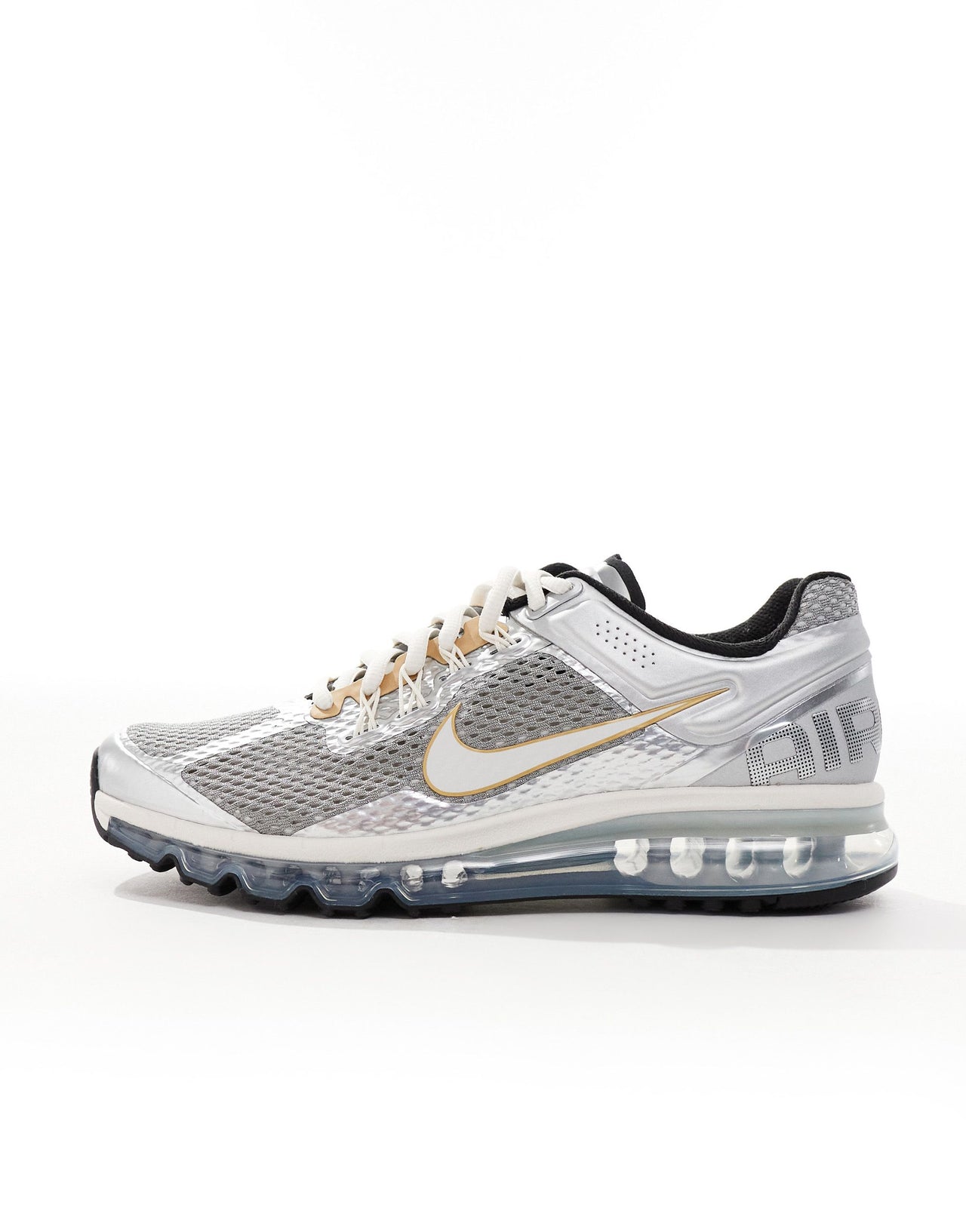 Nike Air Max 2013 trainers in silver