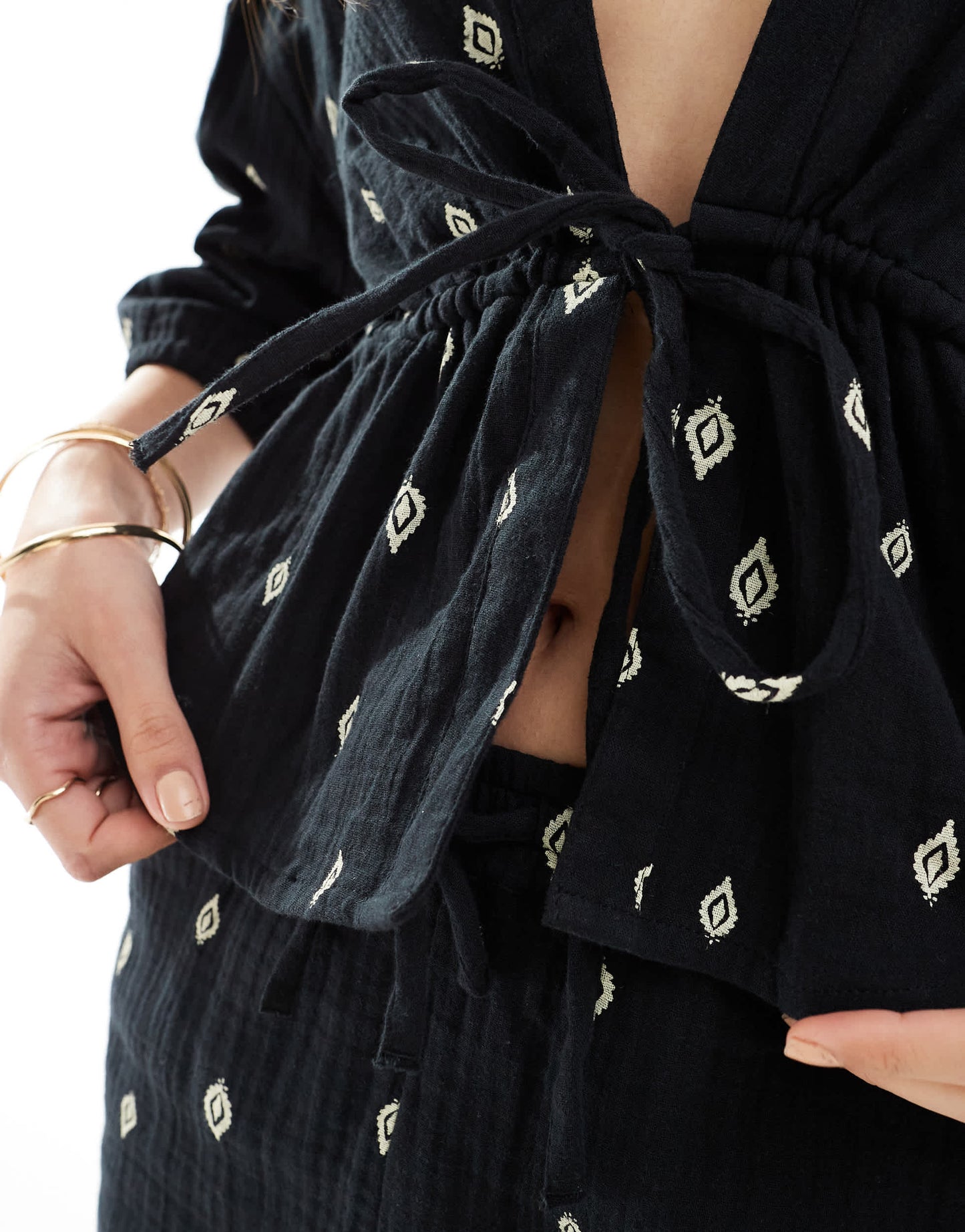 ONLY cotton tie front top co-ord with leaf print in black