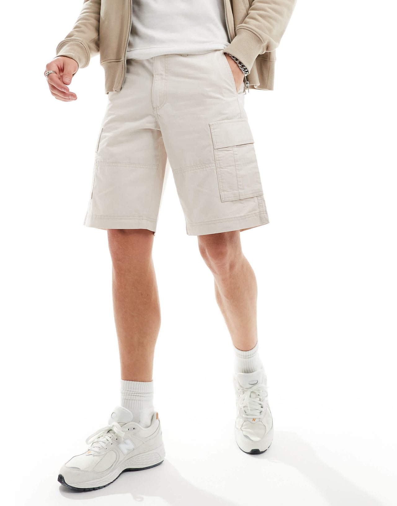 Jack & Jones cargo short in light grey