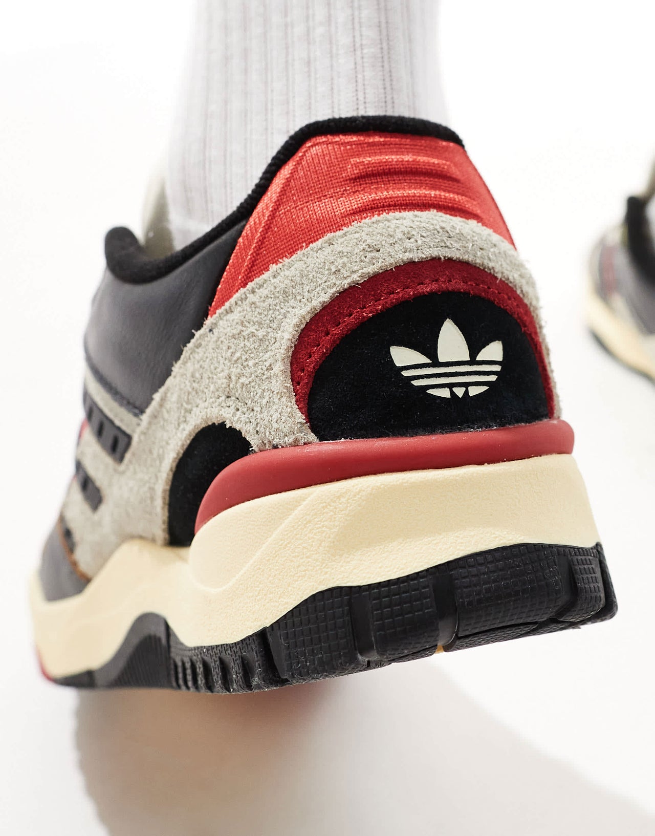 adidas Originals Torsion Phantom Low trainers in off white, black & red