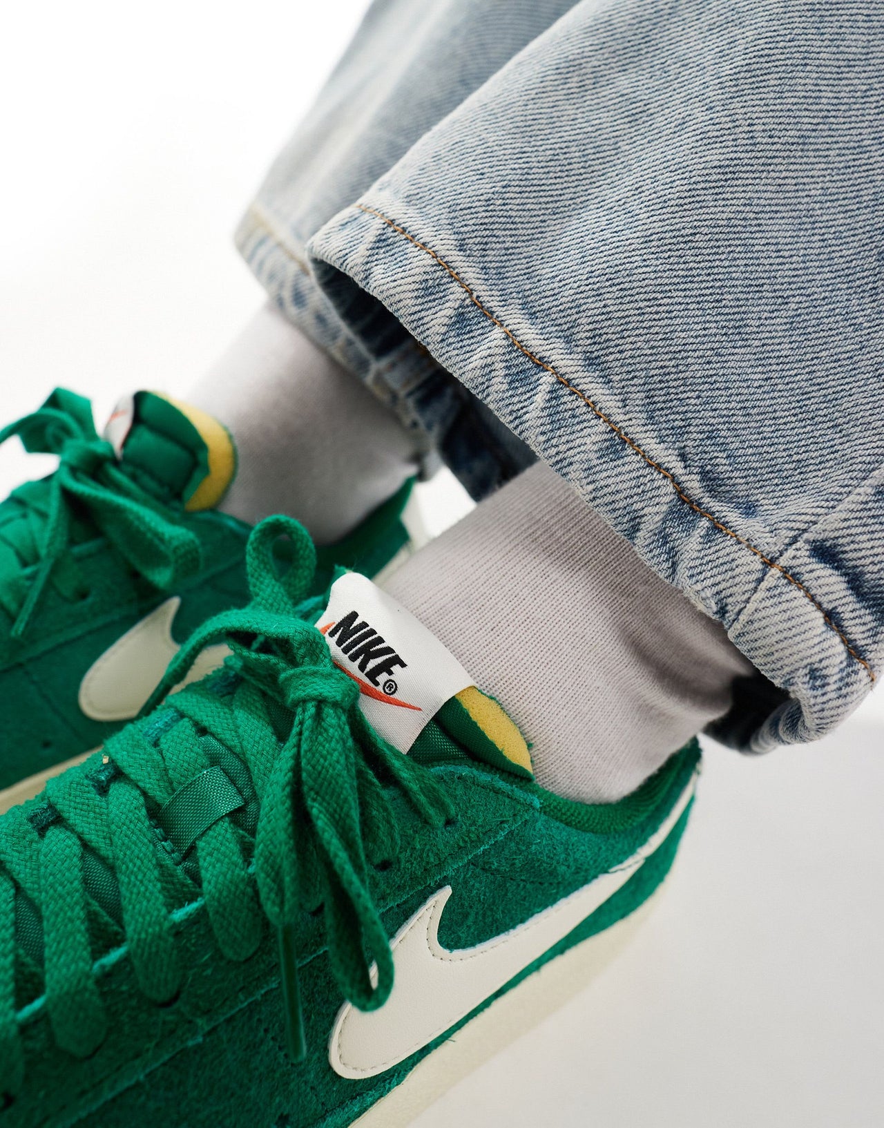 Nike Blazer Low 77 trainer in green