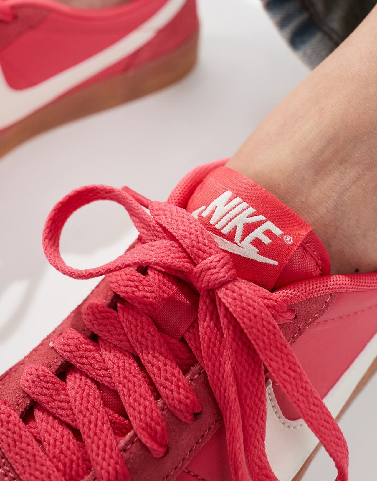 Nike Killshot trainer in bright pink