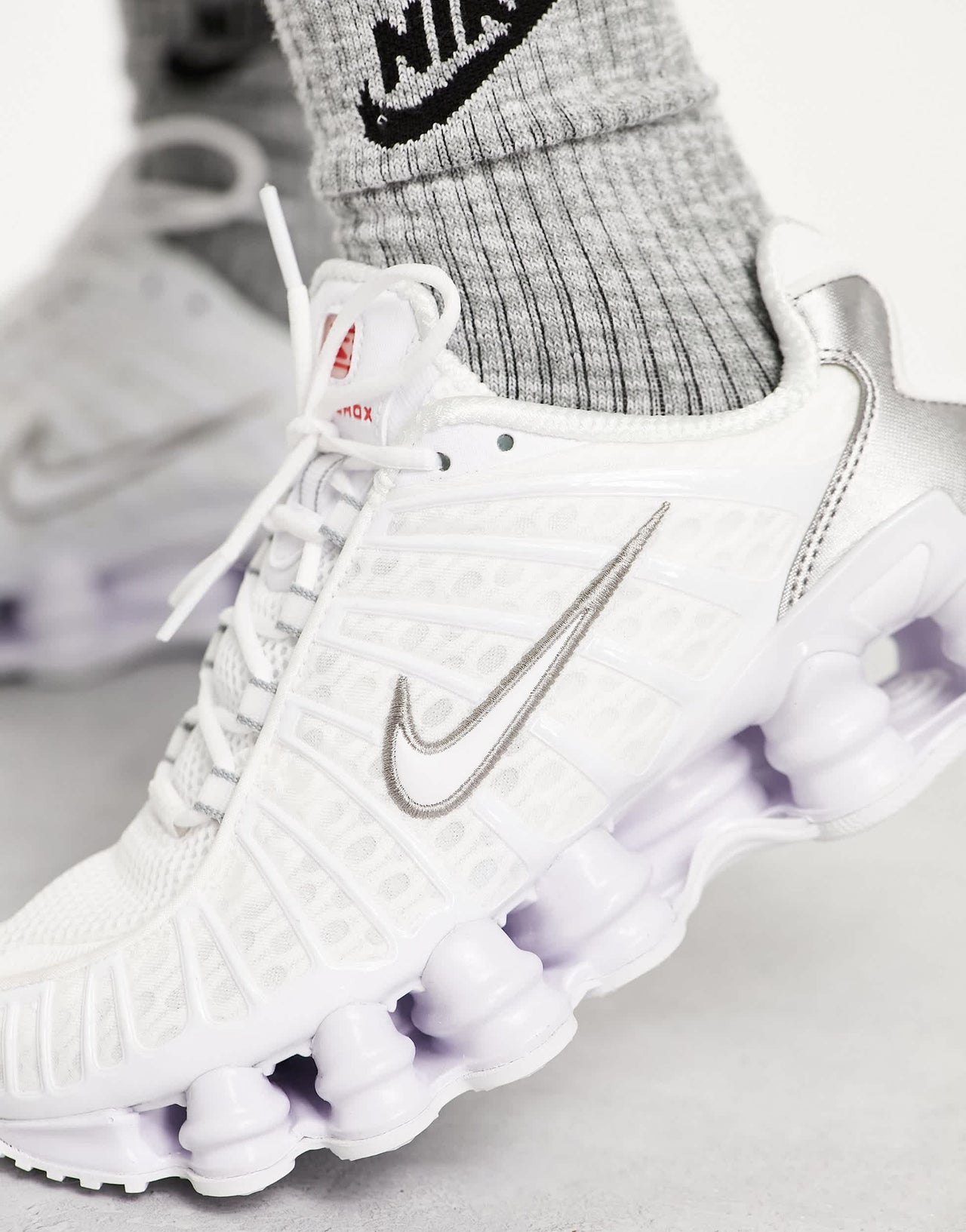 Nike Shox TL trainers in white