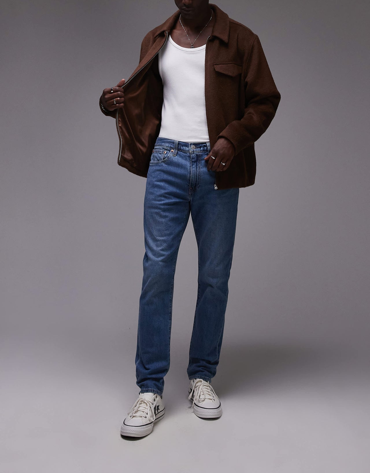 Levi's 512 slim tapered jeans in mid blue