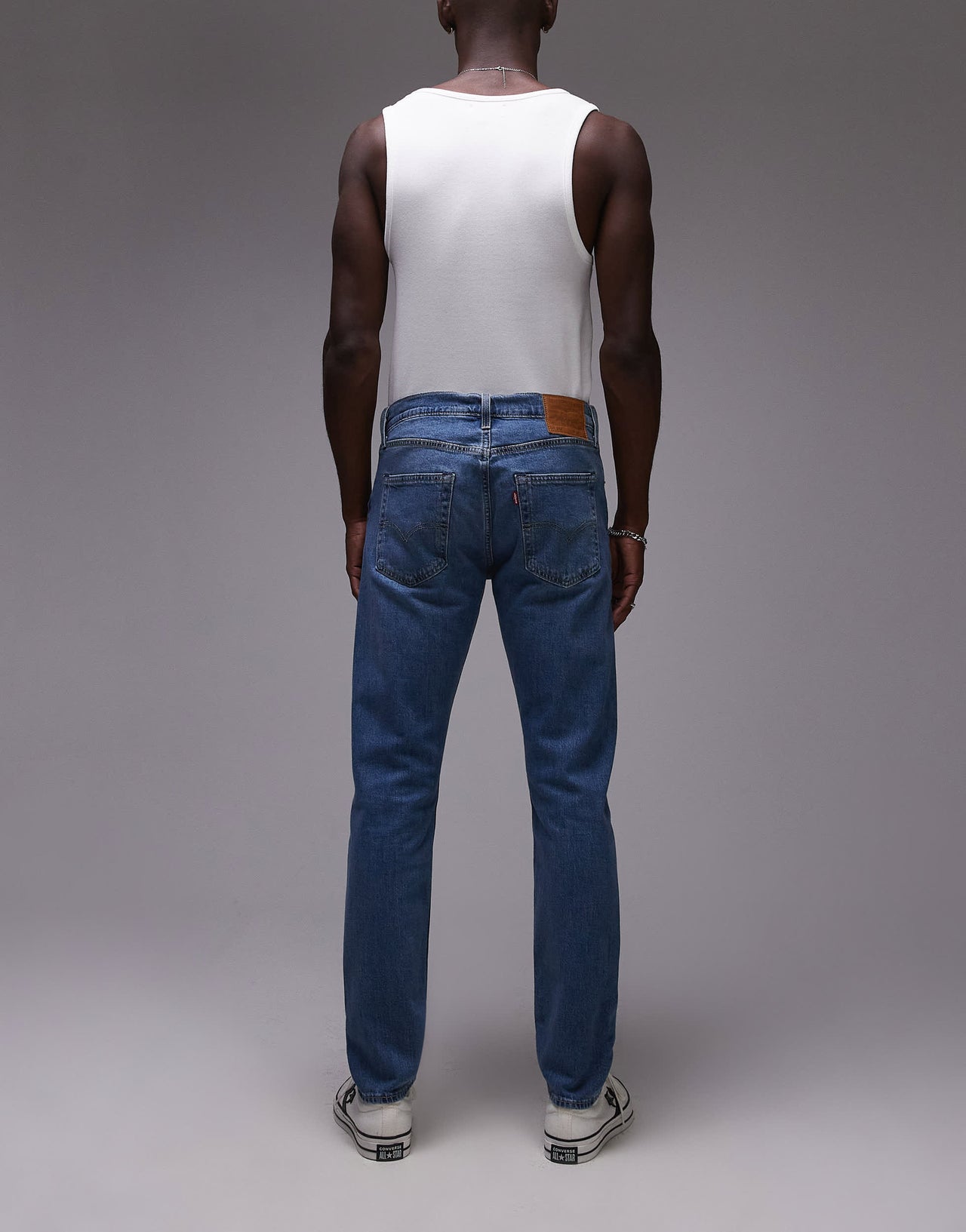 Levi's 512 slim tapered jeans in mid blue