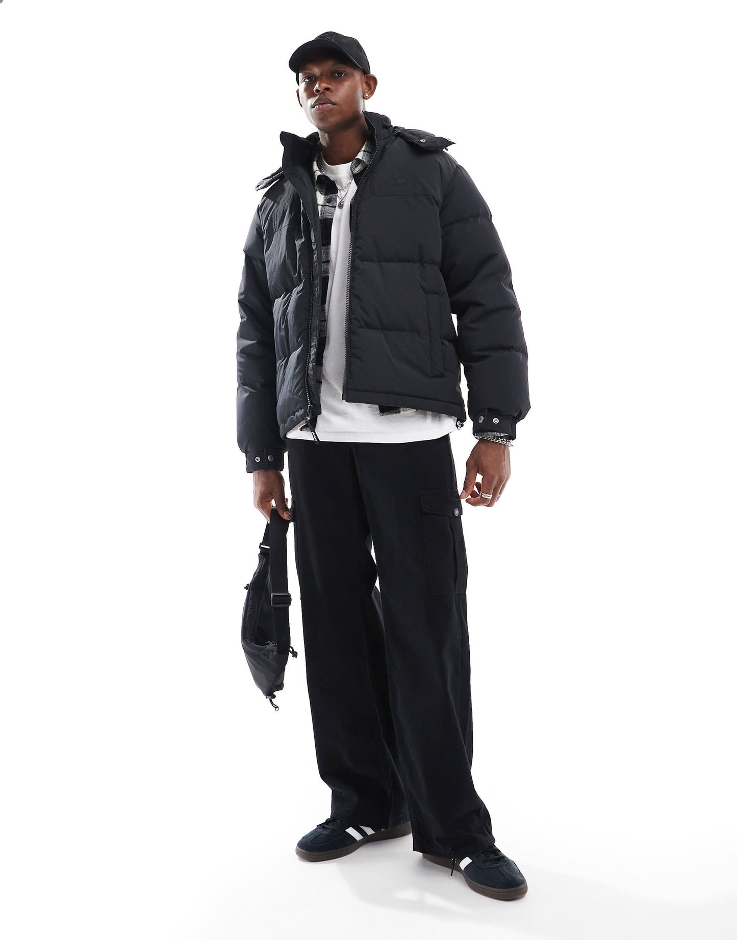 Levi's Rockridge crinkle nylon short hooded down puffer jacket in black