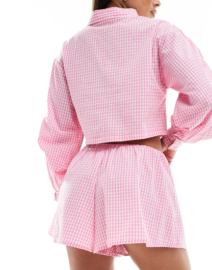 Luna short in gingham check in pink