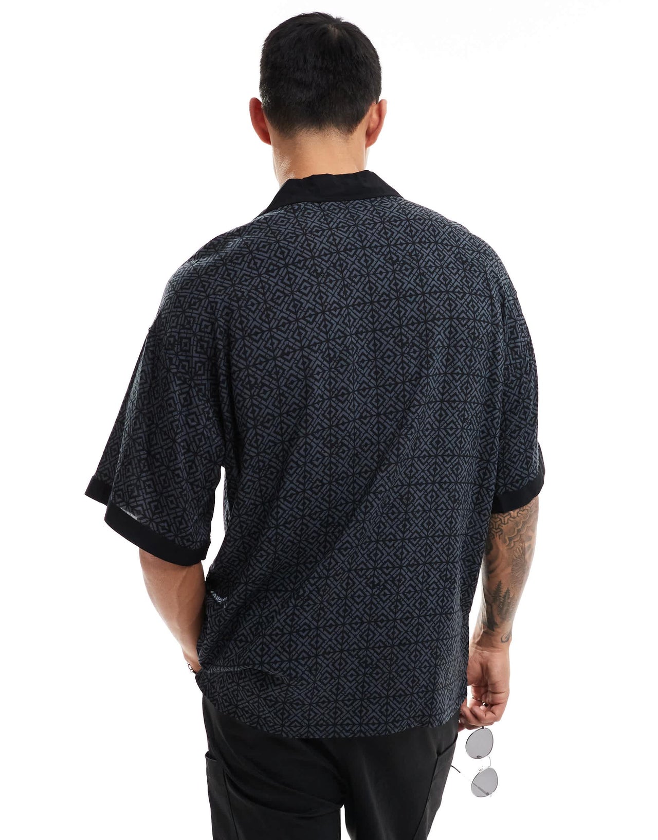 ADPT oversized revere collar shirt with boarder print in grey