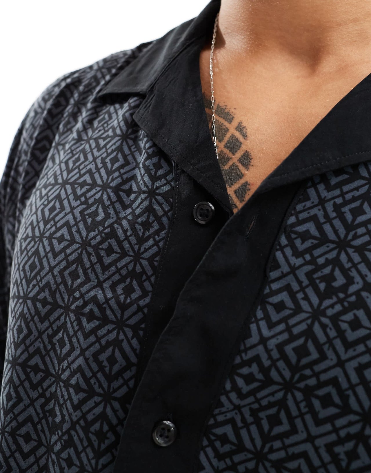 ADPT oversized revere collar shirt with boarder print in grey