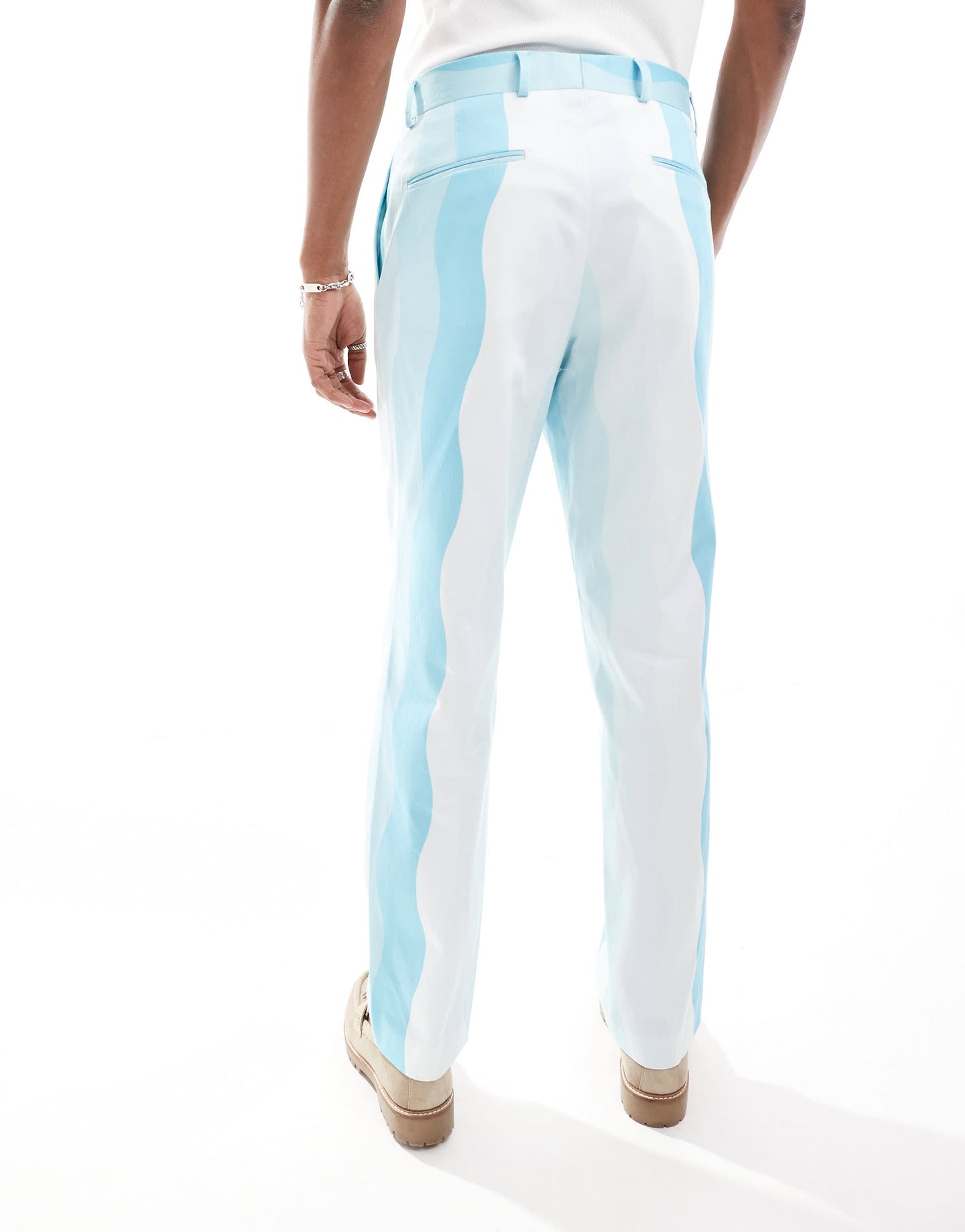 Viggo suit oversized trousers in wave print in light blue