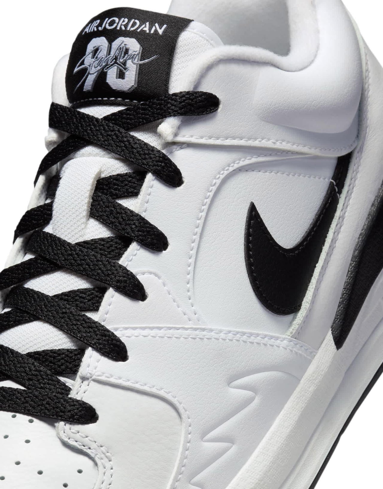 Jordan Stadium 90 trainer in white and black