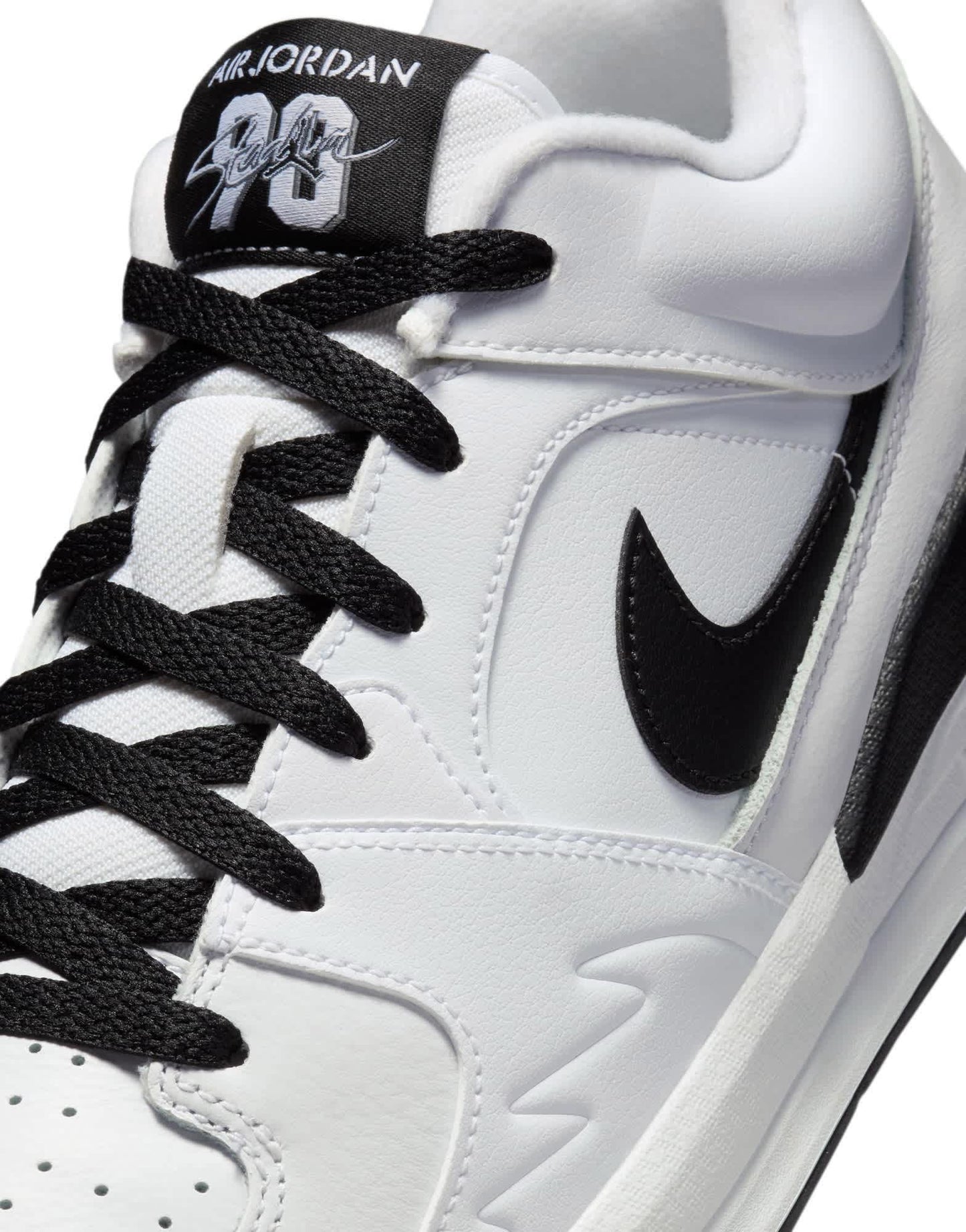 Jordan Stadium 90 trainer in white and black