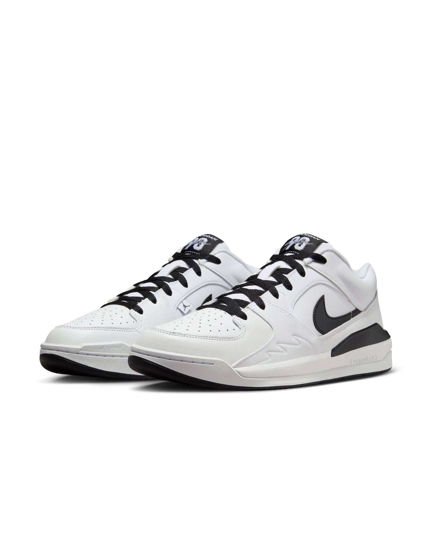 Jordan Stadium 90 trainer in white and black