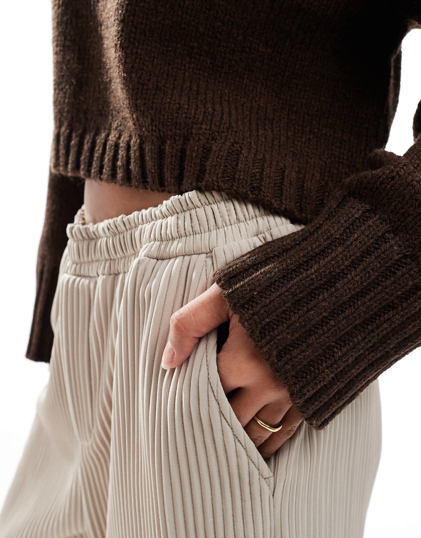 ASOS DESIGN crew neck jumper with chunky trims in chocolate
