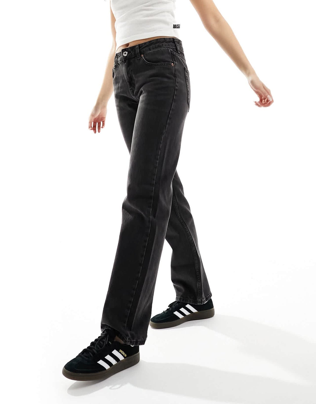 Pull&Bear mid rise straight leg jean in black