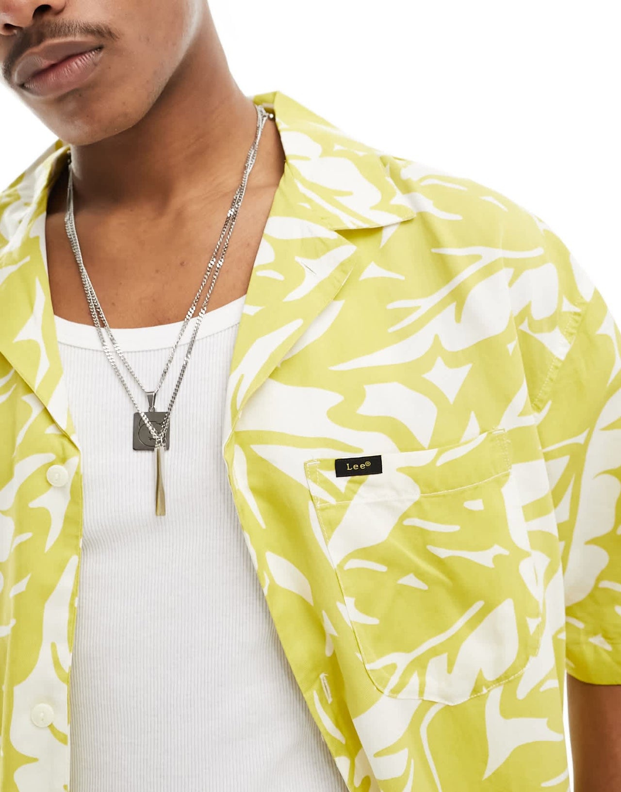 Lee short sleeve revere collar leaf print shirt in yellow