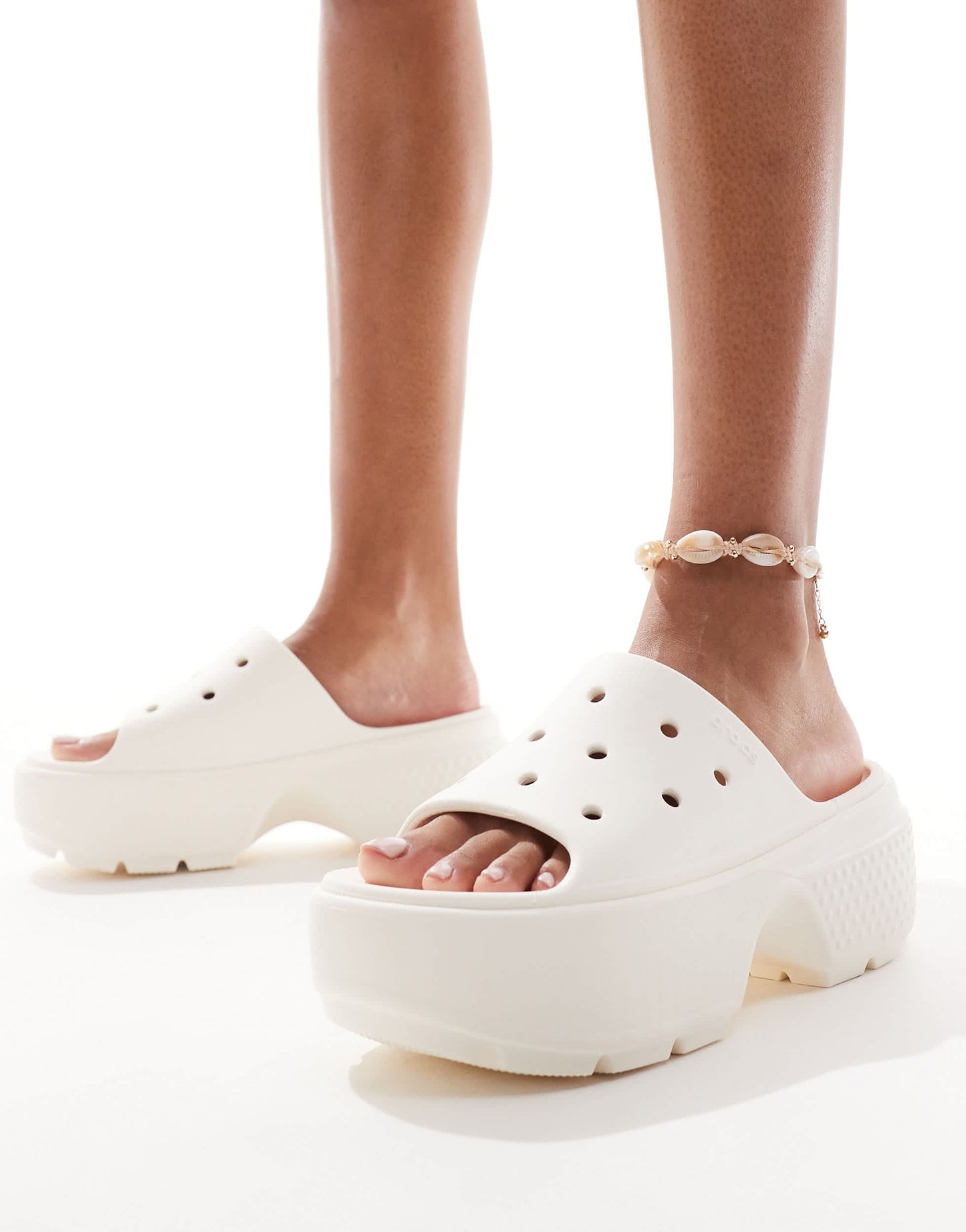 Crocs Stomp Sliders In Chalk