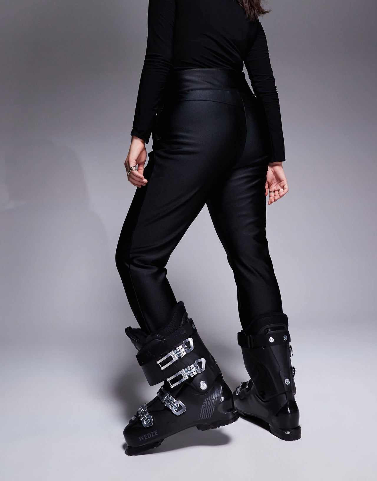 4505 Curve Ski soft shell water repellent skinny ski trousers in black gloss