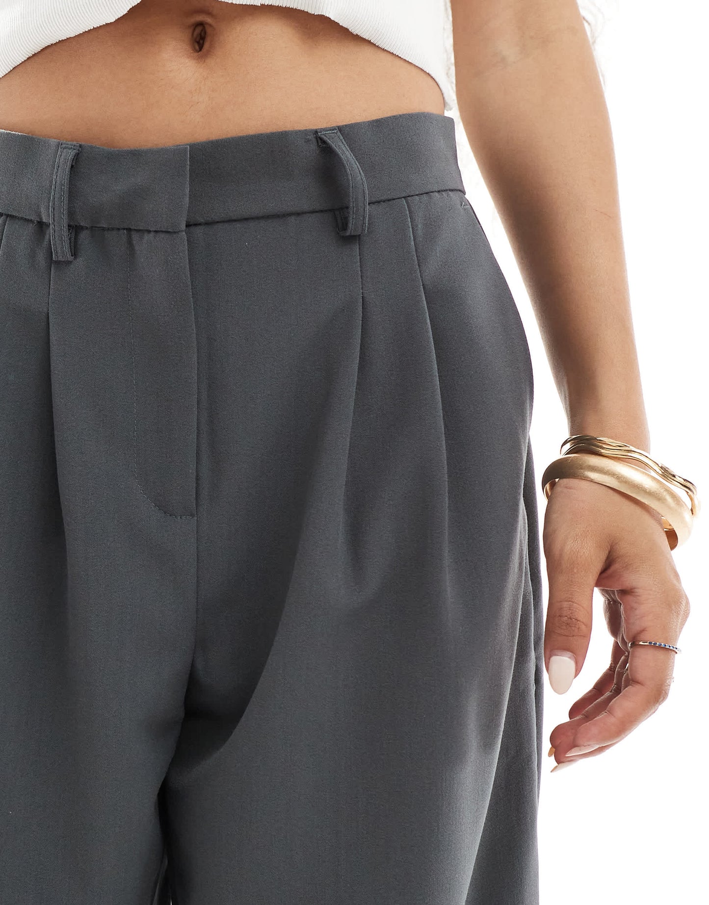 Vero Moda Petite wide leg dad trousers in grey