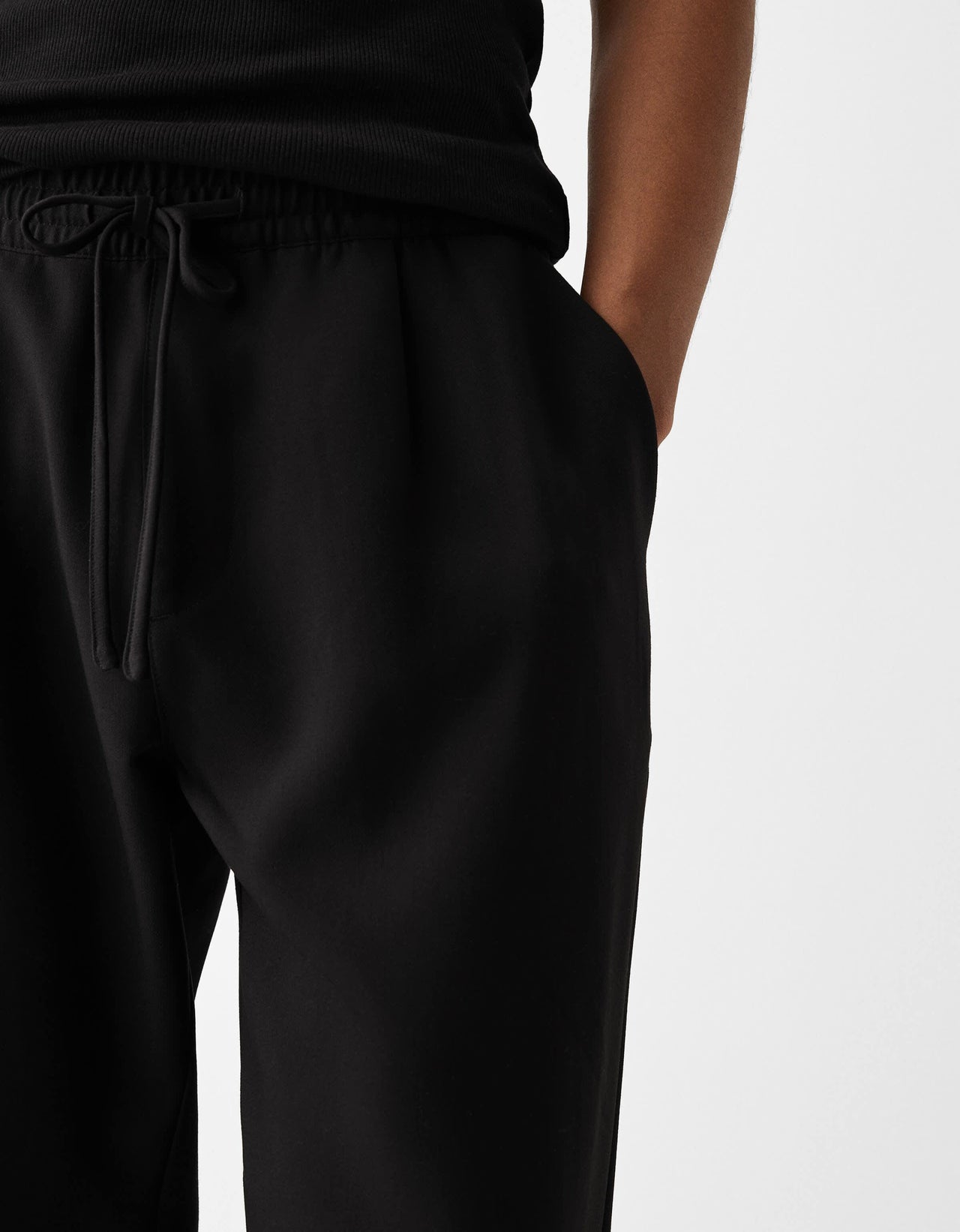 Bershka wide leg tailored trouser in black