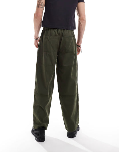 COLLUSION relaxed skate pant in khaki