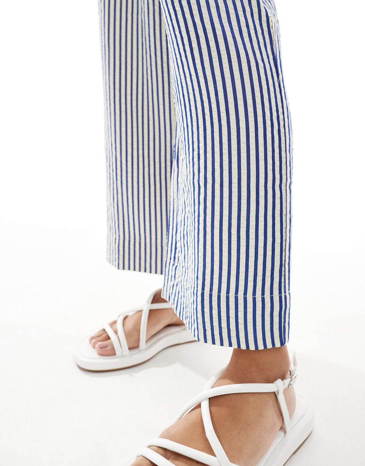 Stradivarius seersucker pull on trouser co-ord in blue stripe