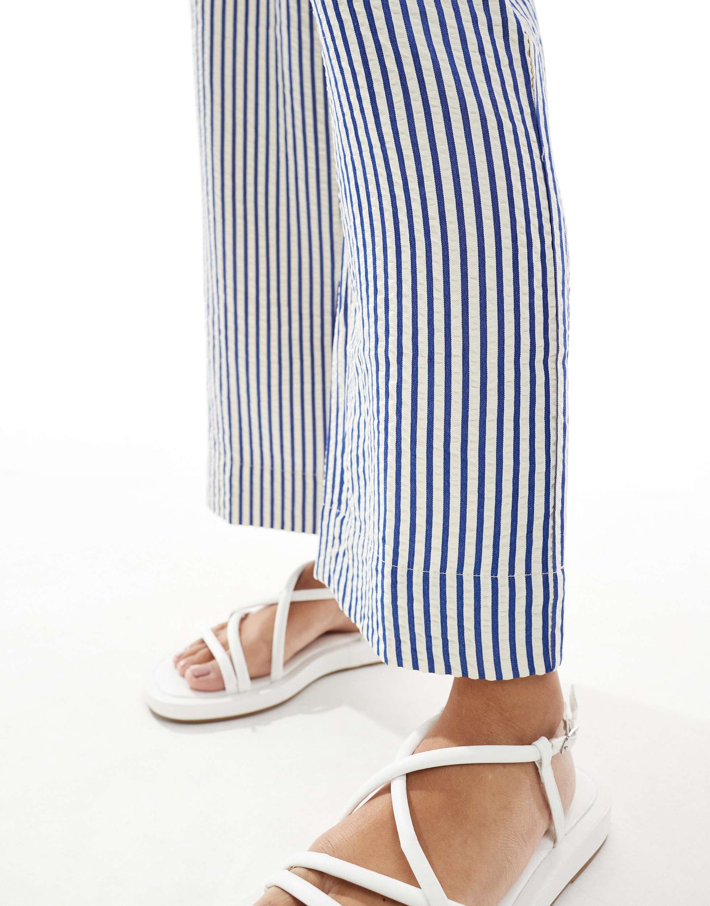 Stradivarius seersucker pull on trouser co-ord in blue stripe
