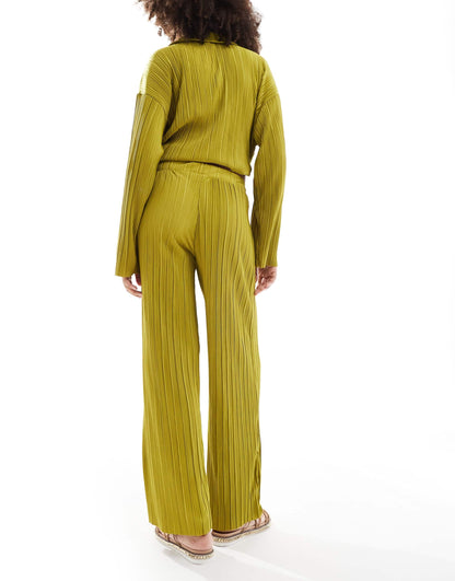 ONLY exclusive plisse trouser co-ord in green