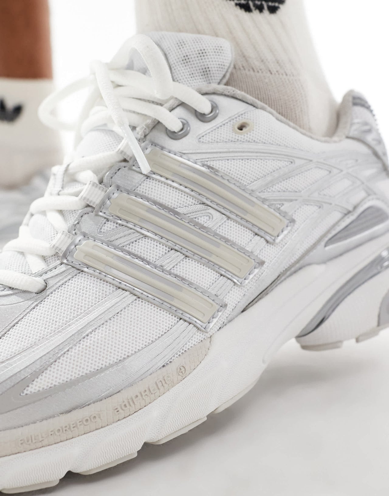 adidas Originals Adistar Cushion trainers in white