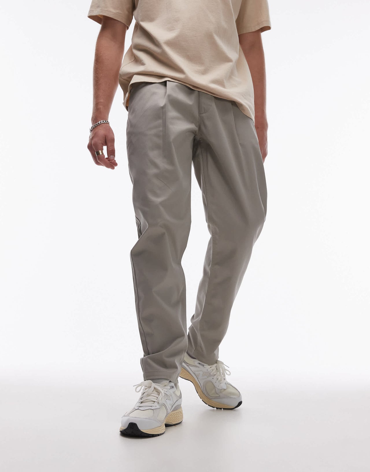 Topman twin pleat tapered trousers in stone