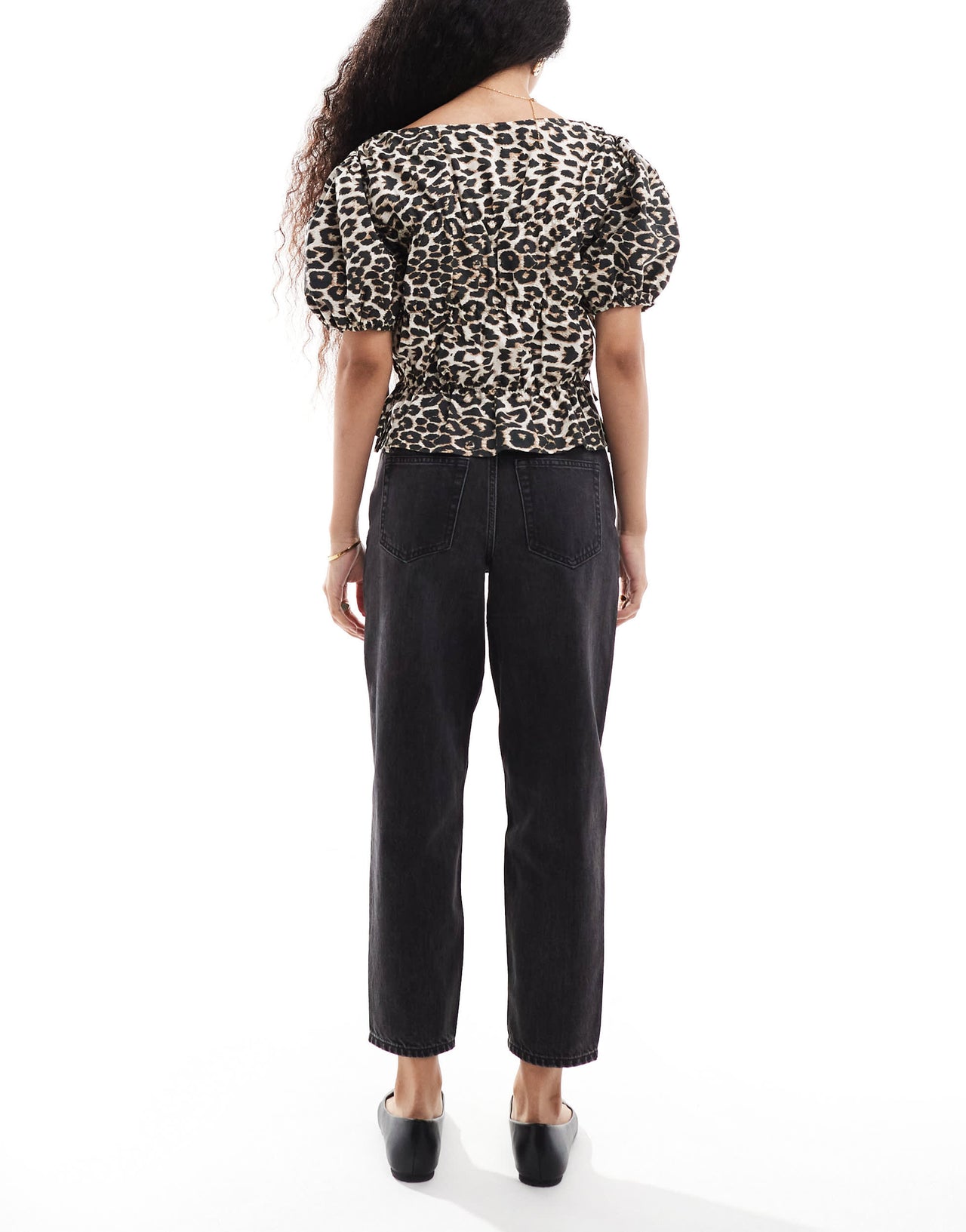 Miss Selfridge Petite highwaist mom jean in black wash
