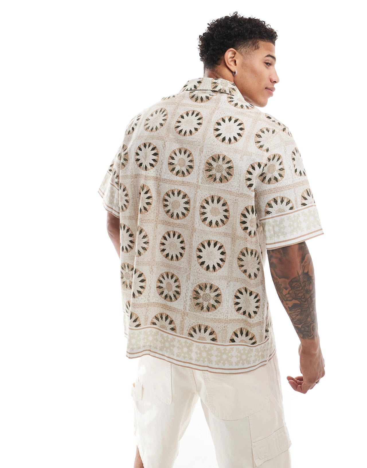 ASOS DESIGN relaxed revere shirt with geo print in stone