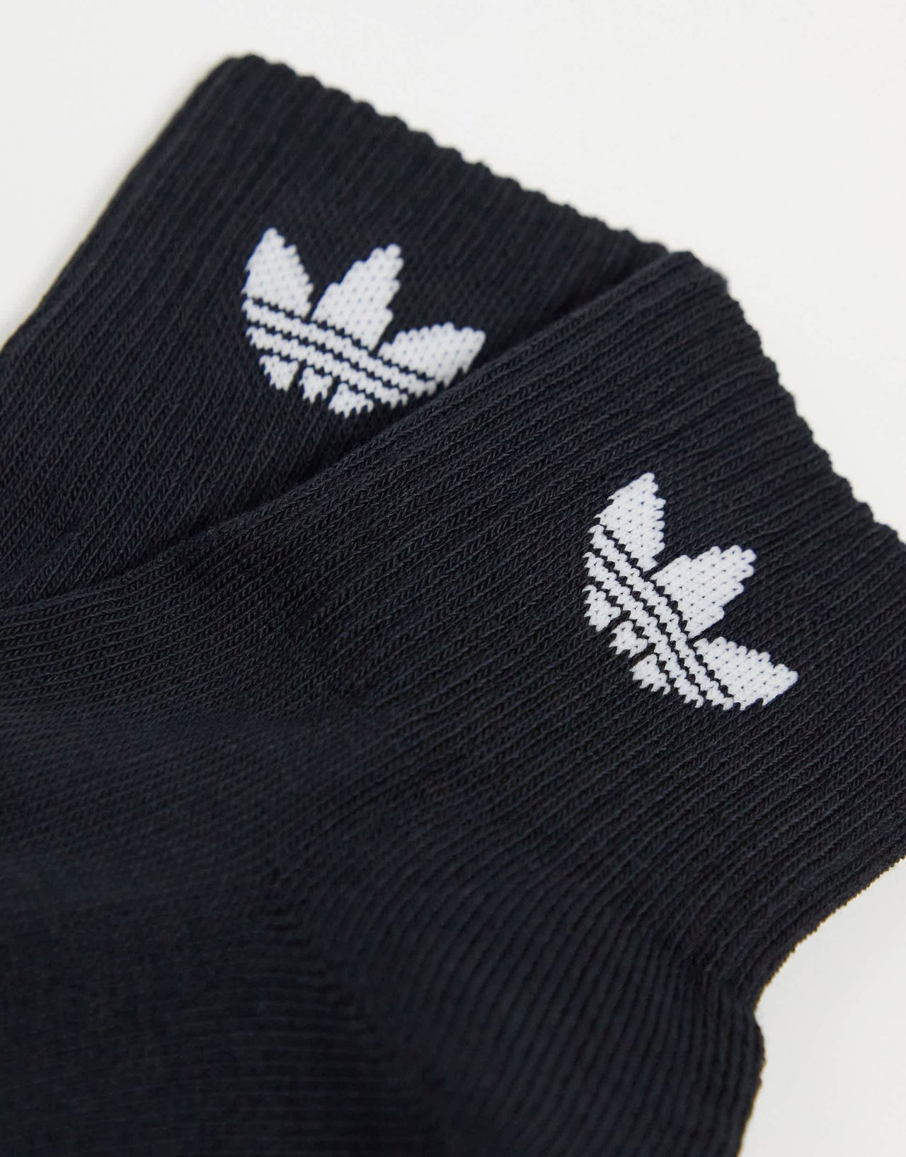 adidas Originals adicolor Trefoil 3 pack ankle socks in black